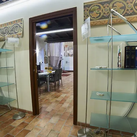 Ecclesia Apartment *